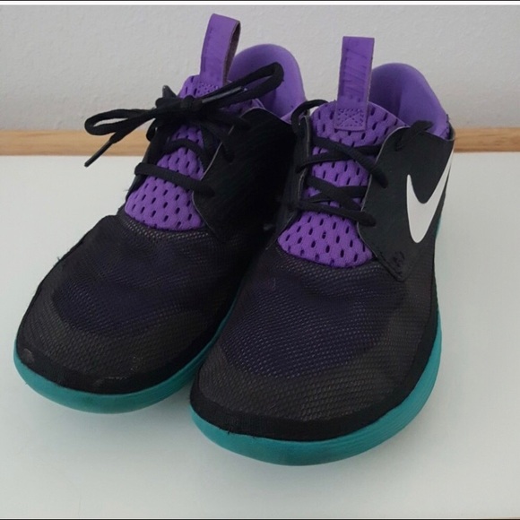 Nike running Shoes - Picture 2 of 4